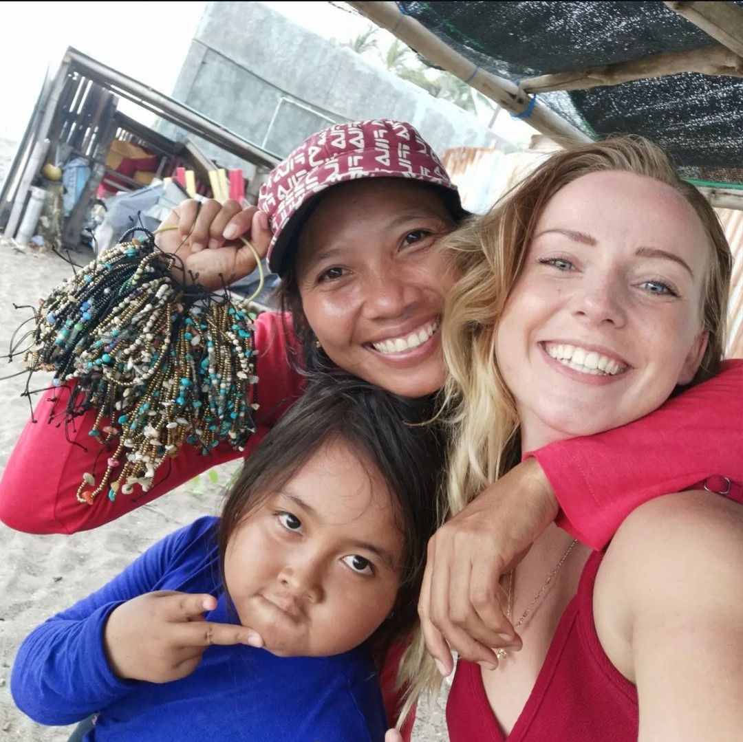 Making friends everywhere